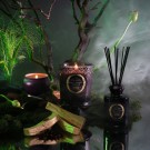 Voluspa Duftlys - Wicked Palo Sant Spells 241g, 60t *Forhåndsbestilling thumbnail