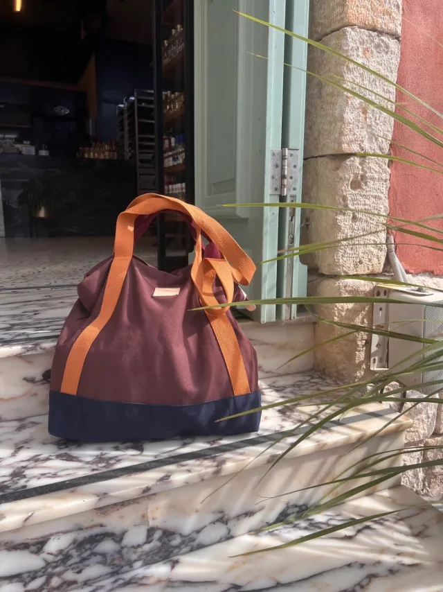 UND The Bag - Brown/Sand/Navy